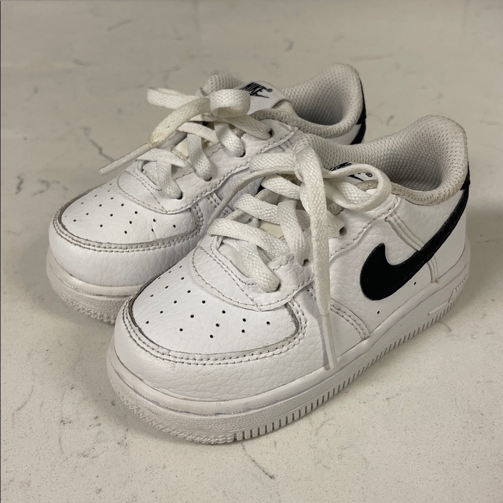 Nike Air Force 1 Low (TD) CZ1691-100 White Black Swoosh Size 6 C